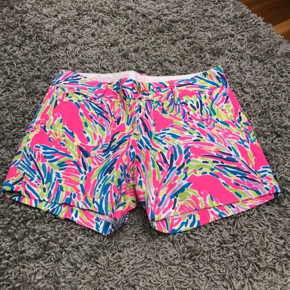 Lilly Pulitzer Pants - Lilly Pulitzer Callahan Palm Reader Shorts 6